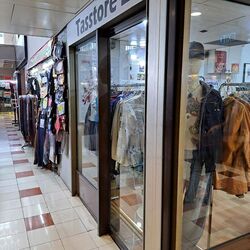 Peninsula Shopping Complex (D6), Retail #511447591